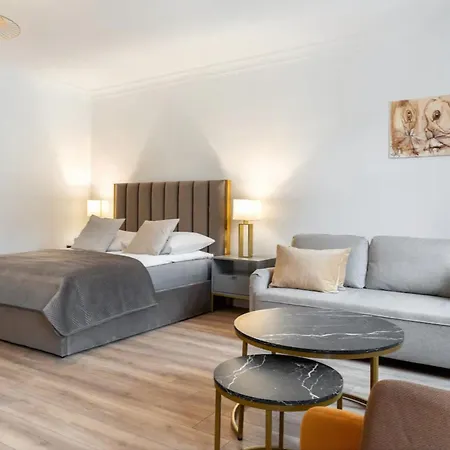 Apartman Utulny Byt S Designovou Rekonstrukci *
